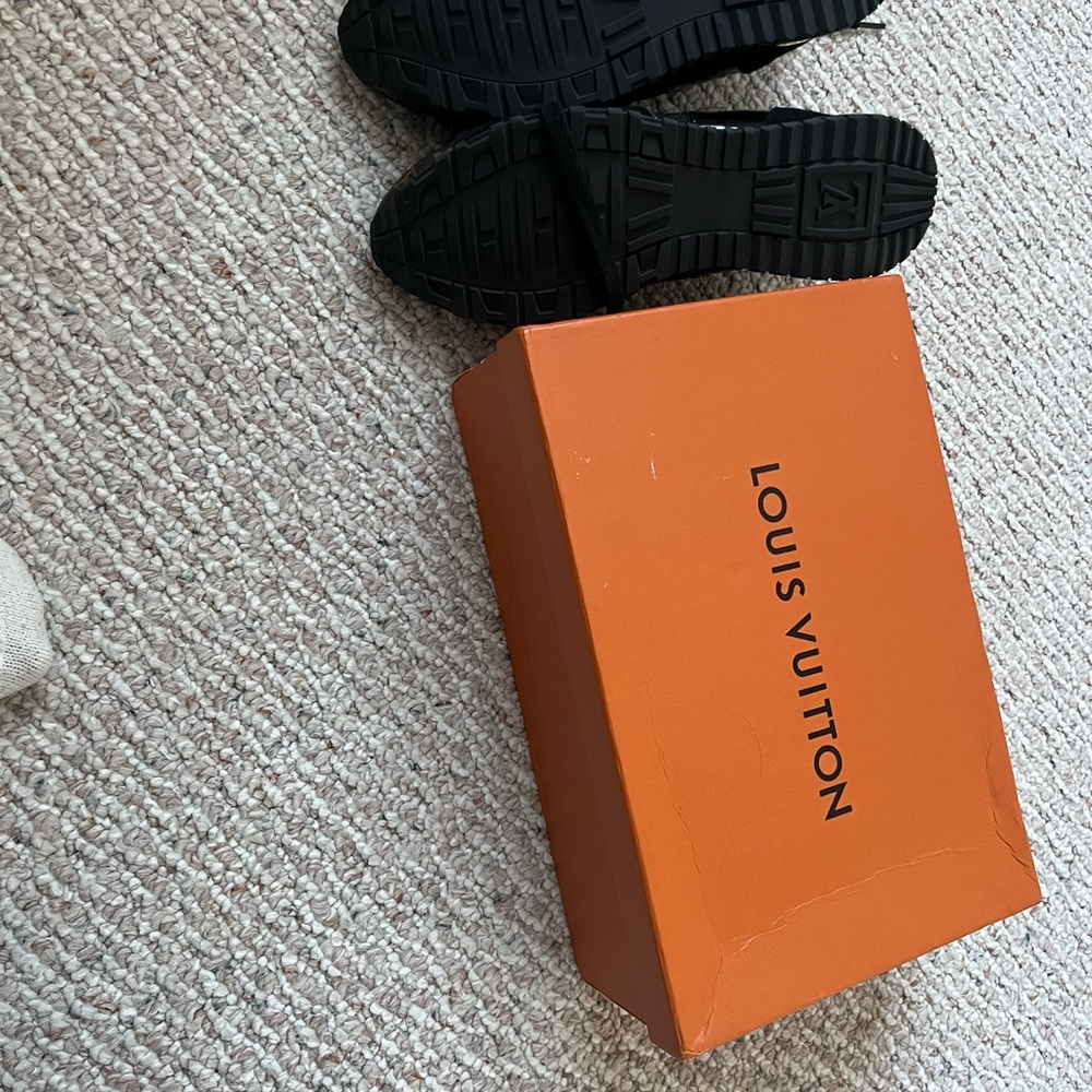 Louis Vuitton Monogram Black & Brown Runner Sneakers - Picture 4 of 6